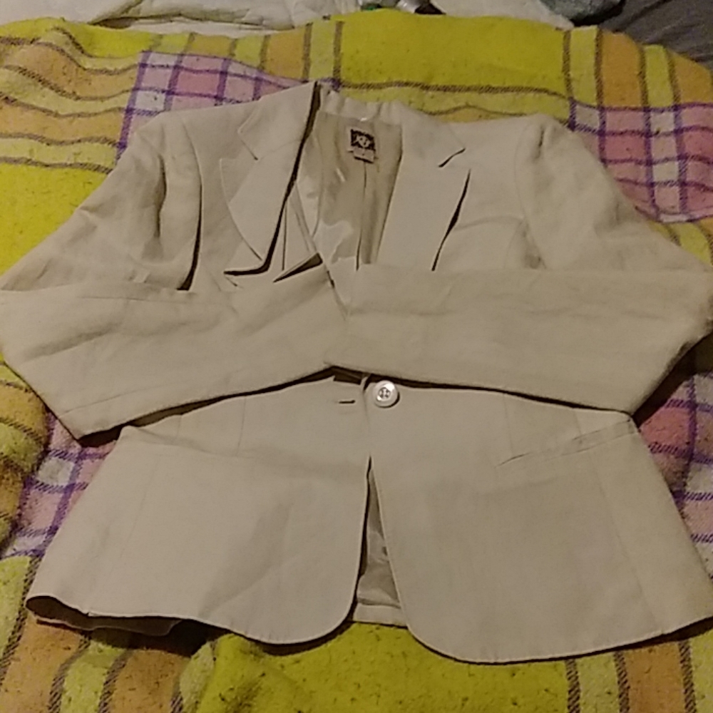 Anne Klein Beige Blazer